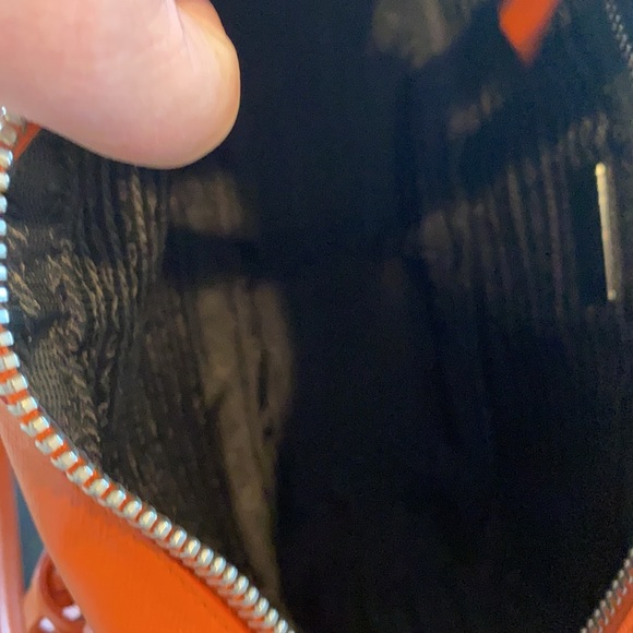 Prada Bauletto Saffiano Orange Meduim - Picture 8 of 12